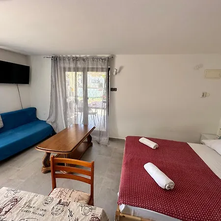 Cukon Holiday Home Premantura Exterior photo