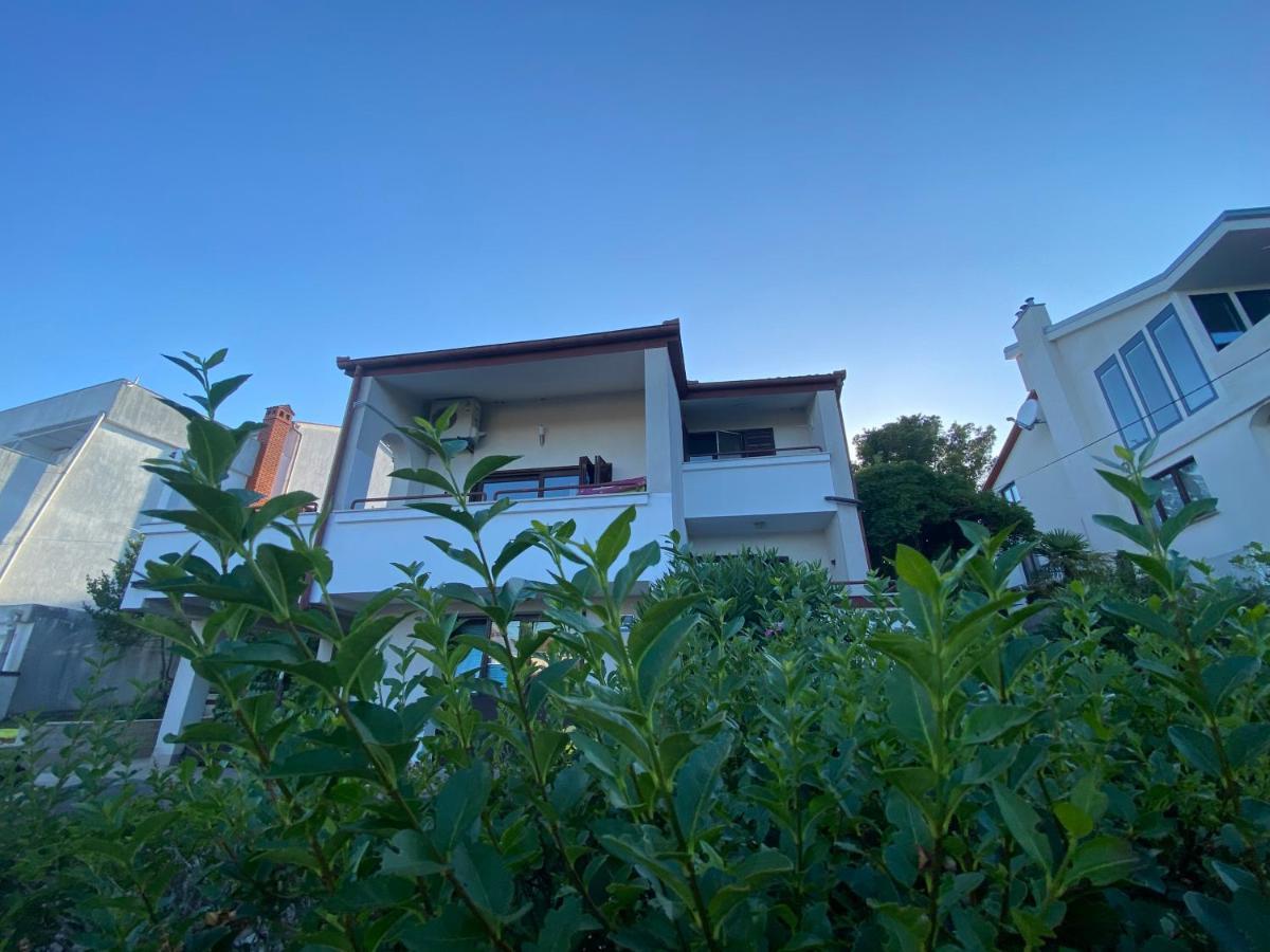 Cukon Apartment *